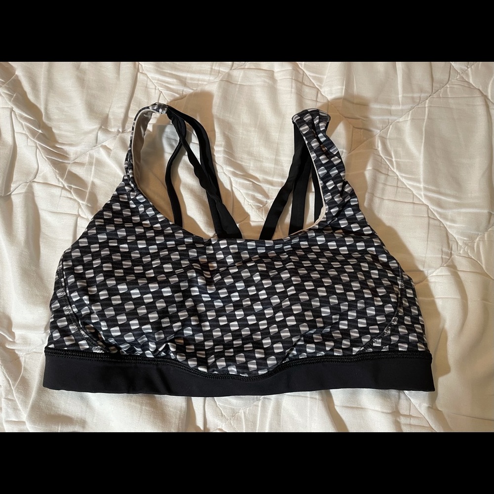 Lululemon sports bra. Size 8